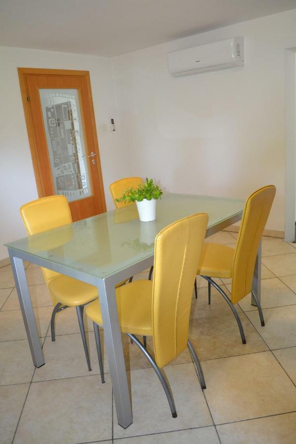 Apartman Kamenar Rijeka Bagian luar foto
